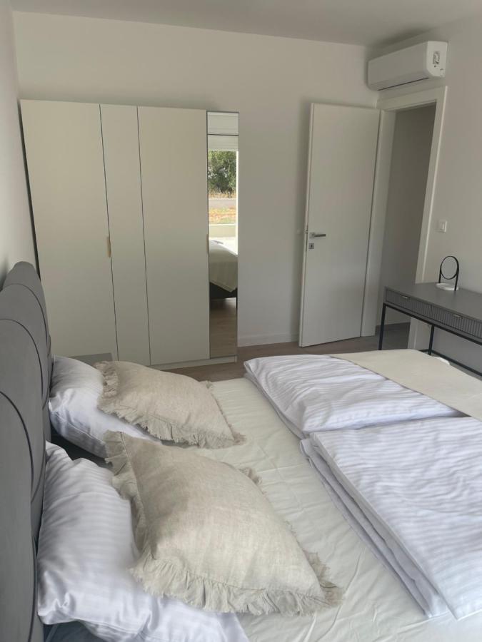 Soltysovka Apartments Rogoznica  Eksteriør bilde